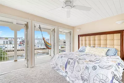 325 Grand Canal, Newport Beach, CA 92662 - Photo 13