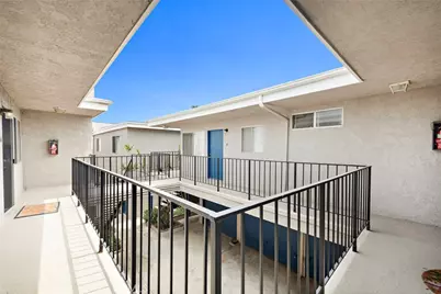 221 10th Street, Huntington Beach, CA 92648 - Photo 7