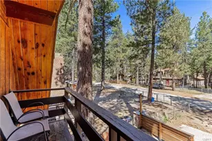 1104 Robinhood, Big Bear City, CA 92314 - Photo 9