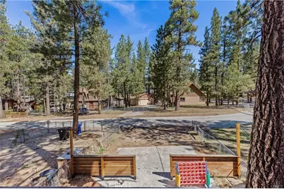1104 Robinhood, Big Bear City, CA 92314 - Photo 25