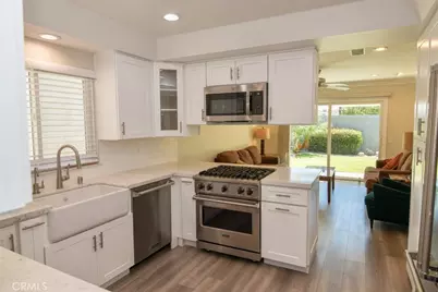 42 Grant, Irvine, CA 92620 - Photo 3