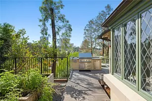 1 Cypress Point Ln, Newport Beach, CA 92660 - Photo 33