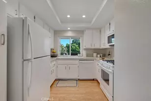8877 Lauderdale Ct, Huntington Beach, CA 92646 - Photo 9