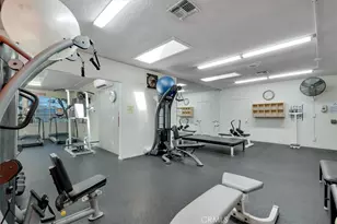 8877 Lauderdale Ct, Huntington Beach, CA 92646 - Photo 37