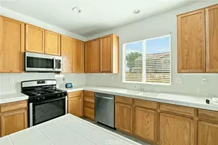 13775 Hanford Ct, Victorville, CA 92394 - Photo 13