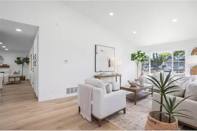 3209 S Diamond, Santa Ana, CA 92704 - Photo 5