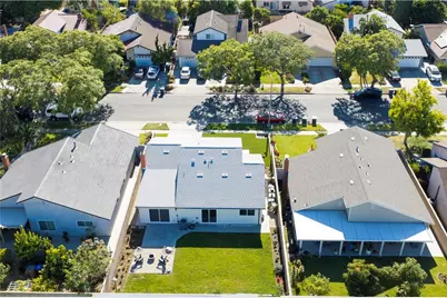 3209 S Diamond, Santa Ana, CA 92704 - Photo 37