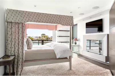 8 Beacon Bay, Newport Beach, CA 92660 - Photo 21