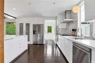 2000 Nautilus Ln, Newport Beach, CA 92660 - Photo 25