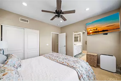 221 Landmark, Tustin, CA 92782 - Photo 25