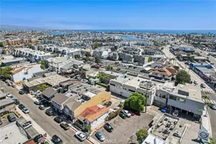 411 30th St, Newport Beach, CA 92663 - Photo 31