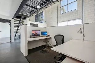 411 30th St, Newport Beach, CA 92663 - Photo 17