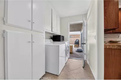 20682 Hopetown, Huntington Beach, CA 92646 - Photo 11