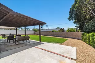 872 S Havenwood Cir, Orange, CA 92869 - Photo 23
