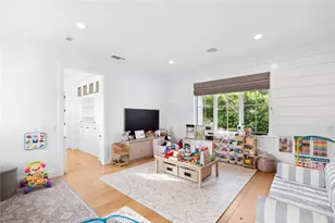 460 Santa Ana Ave, Newport Beach, CA 92663 - Photo 39