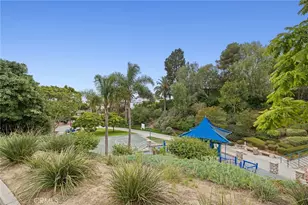 460 Santa Ana Ave, Newport Beach, CA 92663 - Photo 53