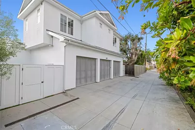 460 Santa Ana Avenue, Newport Beach, CA 92663 - Photo 47