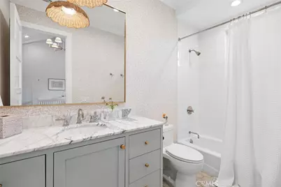 460 Santa Ana Avenue, Newport Beach, CA 92663 - Photo 43