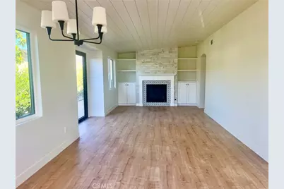 108 Yorktown, Newport Beach, CA 92660 - Photo 5
