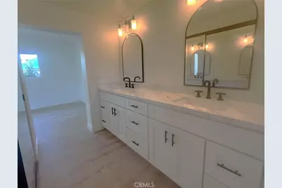 108 Yorktown, Newport Beach, CA 92660 - Photo 13