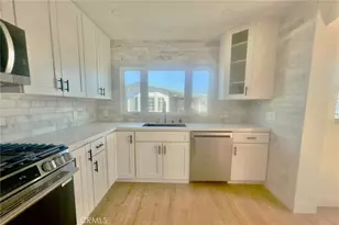 108 Yorktown, Newport Beach, CA 92660 - Photo 9