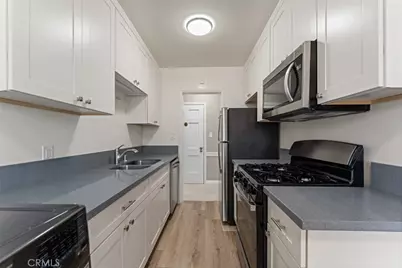 1235 S Beverly Glen Boulevard, Los Angeles, CA 90024 - Photo 11