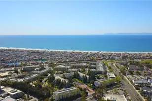 200 Paris Ln, Newport Beach, CA 92663 - Photo 39