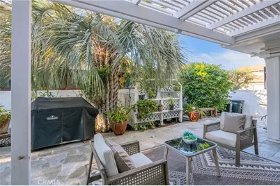 25 Rue Grand Ducal, Newport Beach, CA 92660 - Photo 41