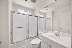 1068 E 9th St, Upland, CA 91786 - Photo 27