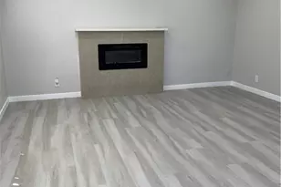 15118 Prado Ct, Victorville, CA 92395 - Photo 5