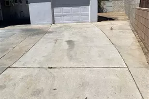 15118 Prado Ct, Victorville, CA 92395 - Photo 3