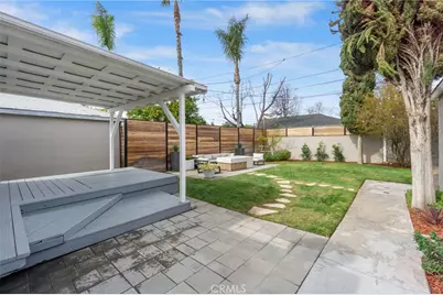 1127 Acacia, Orange, CA 92868 - Photo 5