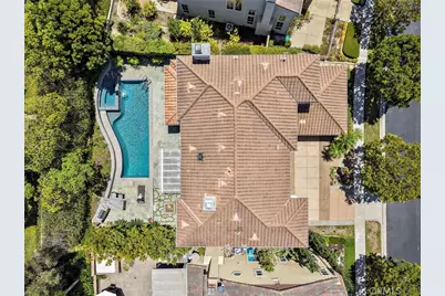 16 Regents, Newport Beach, CA 92660 - Photo 5