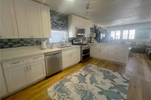 246 S Bayside Way, Newport Beach, CA 82660 - Photo 9