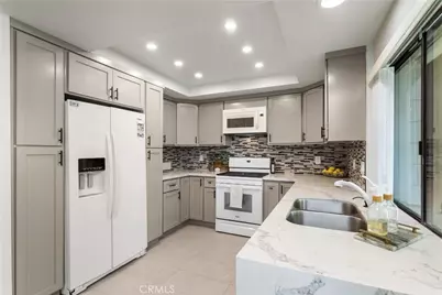 16 Rana, Irvine, CA 92612 - Photo 5