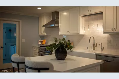 2332 Vista Huerta, Newport Beach, CA 92660 - Photo 19
