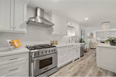 2332 Vista Huerta, Newport Beach, CA 92660 - Photo 17