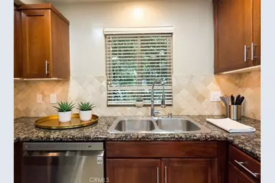 10809 Hortense, North Hollywood, CA 91602 - Photo 9