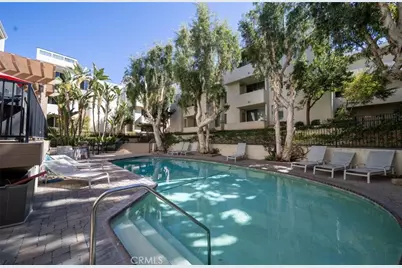5325 Newcastle #108, Encino, CA 91316 - Photo 21