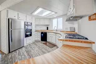 18601 Newland Street, Huntington Beach, CA 92646 - Photo 3