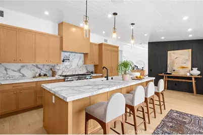 2501 Via Marina, Newport Beach, CA 92660 - Photo 17
