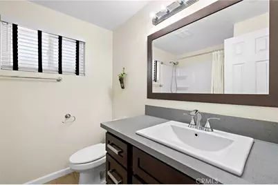 916 E Jonquil, Santa Ana, CA 92705 - Photo 19
