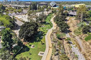 916 E Jonquil, Santa Ana, CA 92705 - Photo 39