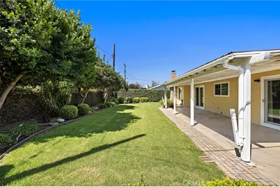 916 E Jonquil, Santa Ana, CA 92705 - Photo 31