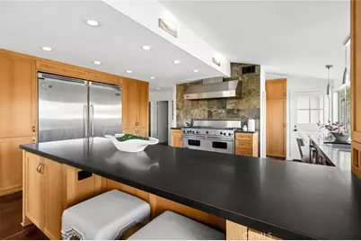 608 Saint James Place, Newport Beach, CA 92663 - Photo 9