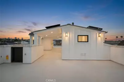 225 Diamond, Newport Beach, CA 92662 - Photo 29