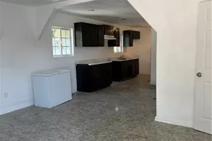 6208 Holmes, Los Angeles, CA 90001 - Photo 5