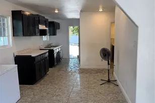 6208 Holmes, Los Angeles, CA 90001 - Photo 17