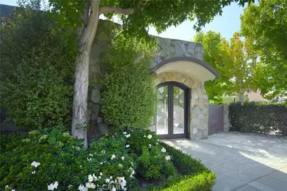 2027 Bayside Drive, Corona del Mar, CA 92625 - Photo 3