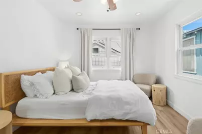 121 Marine Avenue, Newport Beach, CA 92662 - Photo 23